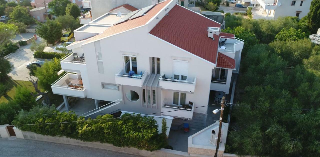 Rooms Villa Ropus Novalja Exterior foto